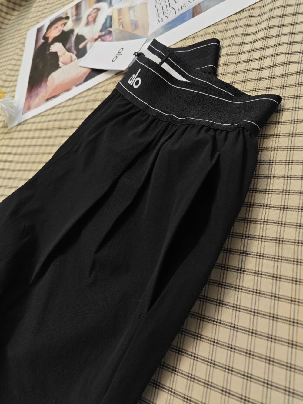 ✨ALO Yoga Suit Up Trouser Regular Black (NWT)😀 Elastic Waist, Loose Fit - Picture 4 of 9